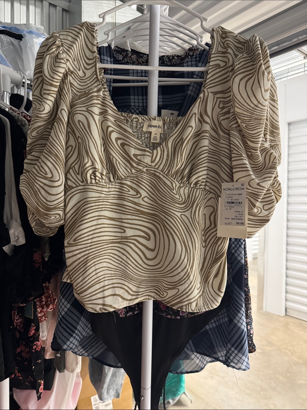 Open Edit Cream Swirl Puff-Sleeve Crop Blouse